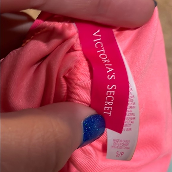 Victoria secret bathing suit bottoms - Picture 3 of 3